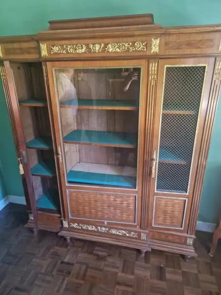 Vitrine bibliothèque en marqueterie